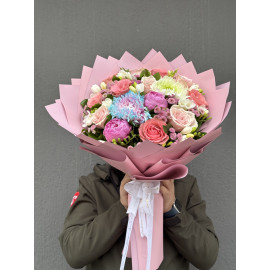 ÖZEL RENKLİ MEVSİM BUKETİ