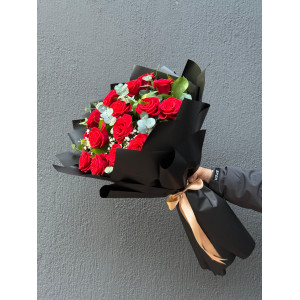15 GÜL BUKETİ